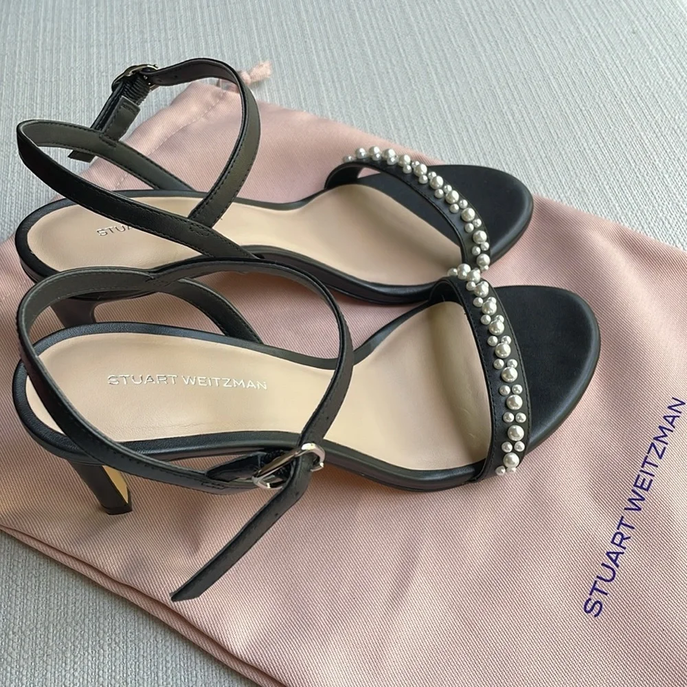 Stuart Weitzman dancer Sandals - black with Pearl Accents - size 8